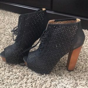 Lolashoetique Blocked Heels